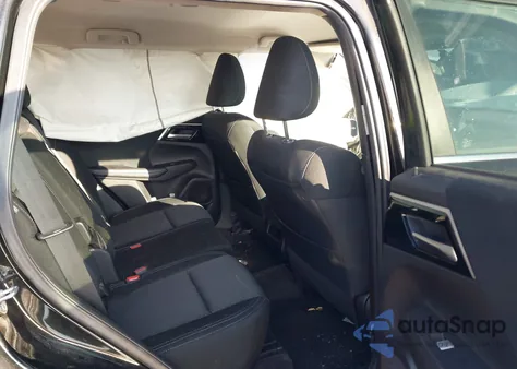 2022 Mitsubishi Outlander Es 2.5 S-Awc z USA, uszkodzony, nr VIN JA4J4TA81NZ013965